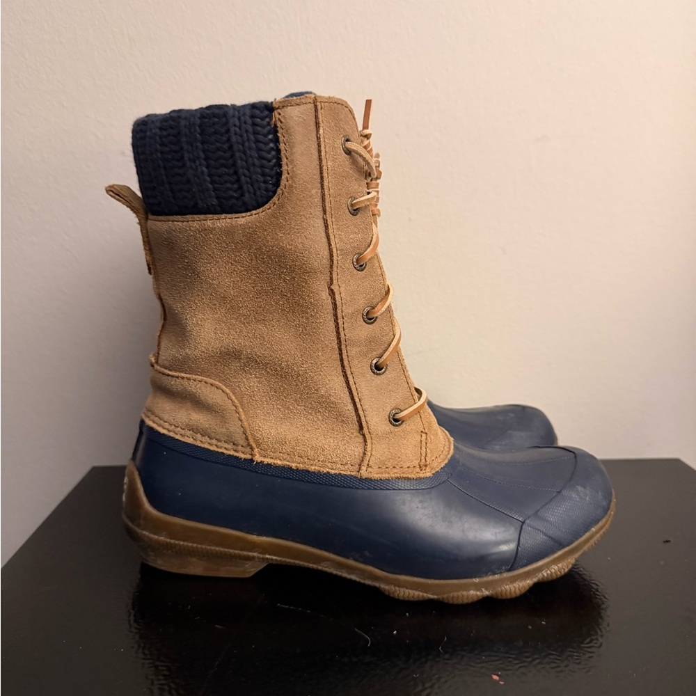 Sperry Navy and Tan Lace-Up Boots